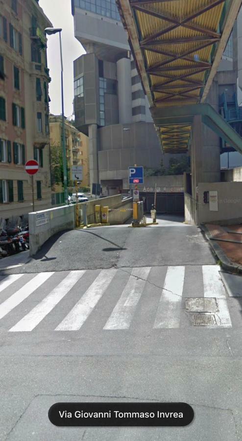 Suite Augustus - Free Parking Genua Buitenkant foto