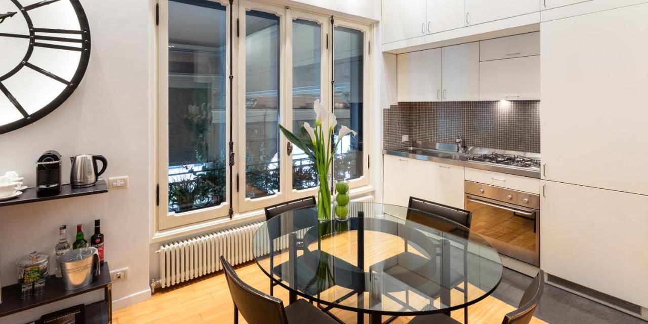 Suite Augustus - Free Parking Genua Buitenkant foto