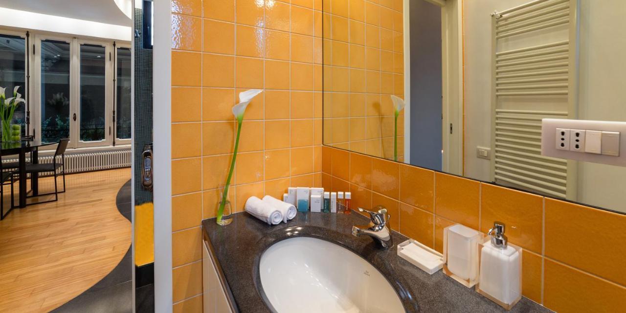 Suite Augustus - Free Parking Genua Buitenkant foto